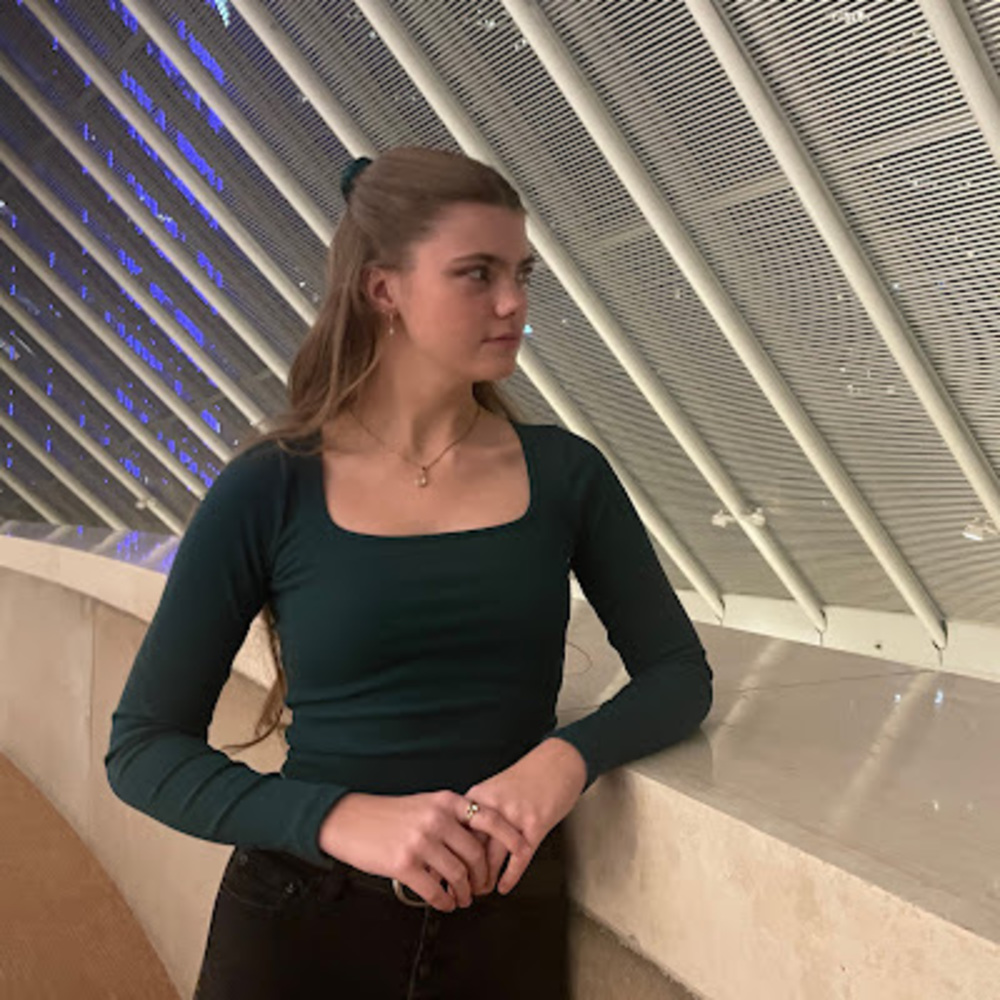 Meet your Posher, Cari